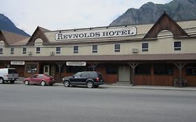 Reynolds Hotel Lillooet